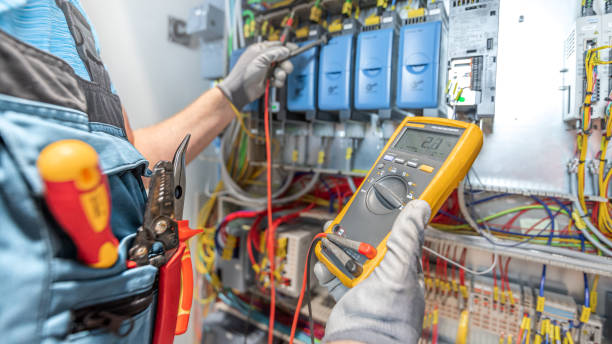 Best 24-Hour Electrician  in Sweet Springs, MO